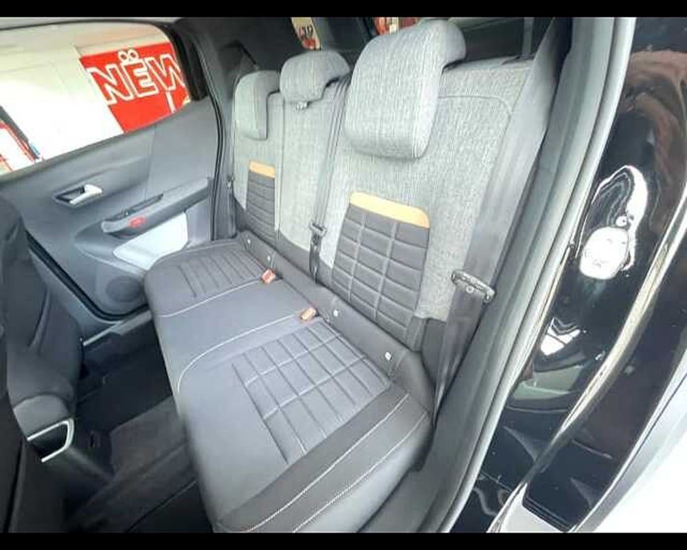Citroen C3 Aircross nuova a Milano (20)