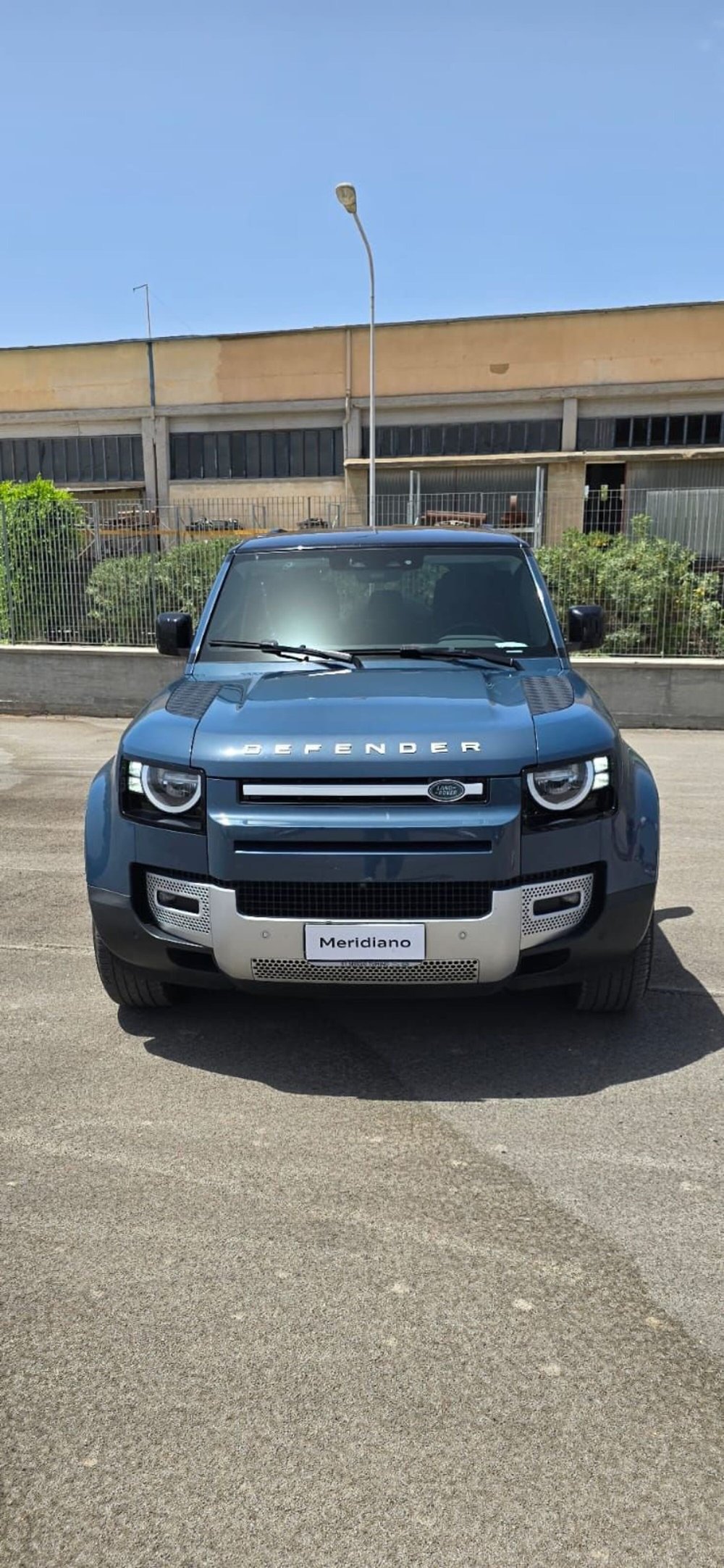 Land Rover Defender usata a Agrigento (2)
