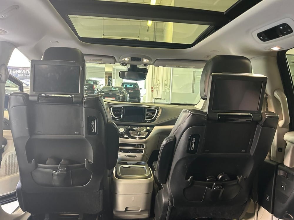 Chrysler Pacifica usata a Monza e Brianza (12)