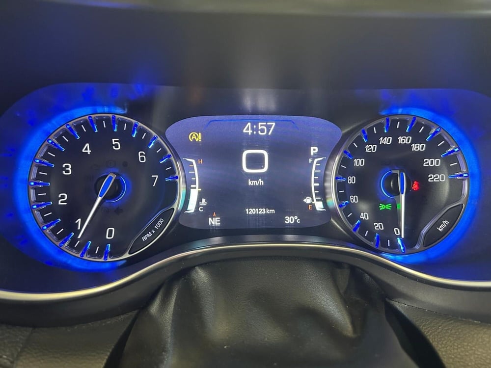 Chrysler Pacifica usata a Monza e Brianza (7)