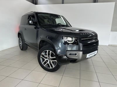 Land Rover Defender 90 3.0d i6 mhev X-Dynamic HSE awd 300cv auto del 2021 usata a Venezia