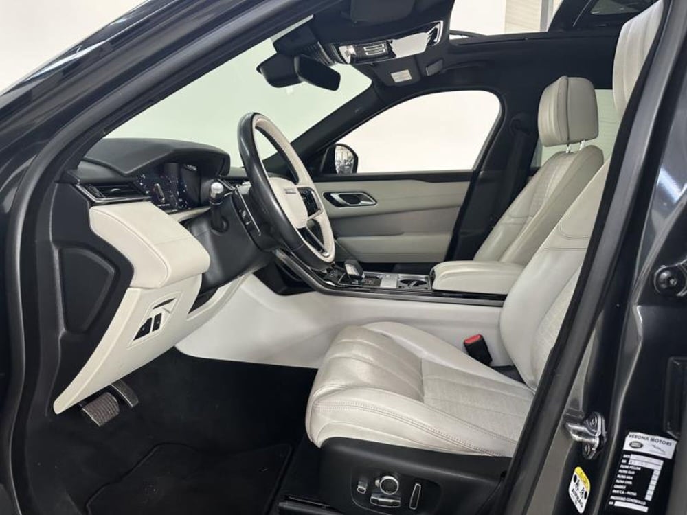 Land Rover Range Rover Velar usata a Venezia (10)