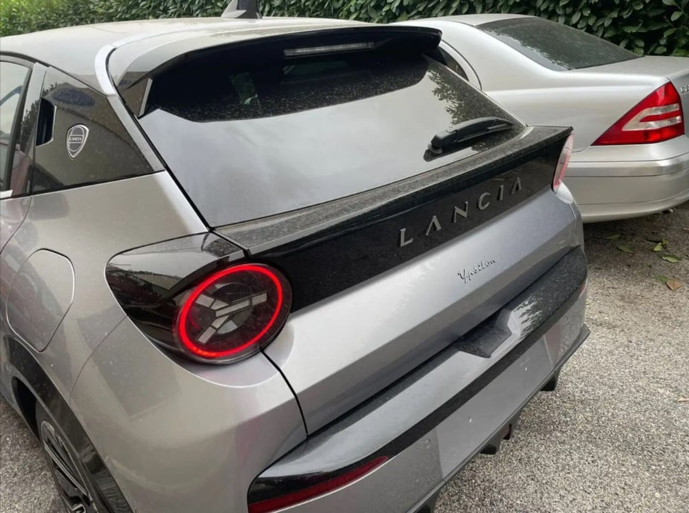 Lancia Ypsilon nuova a Latina (2)
