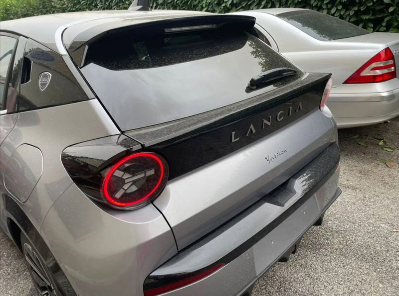 Lancia Ypsilon nuova a Latina (2)