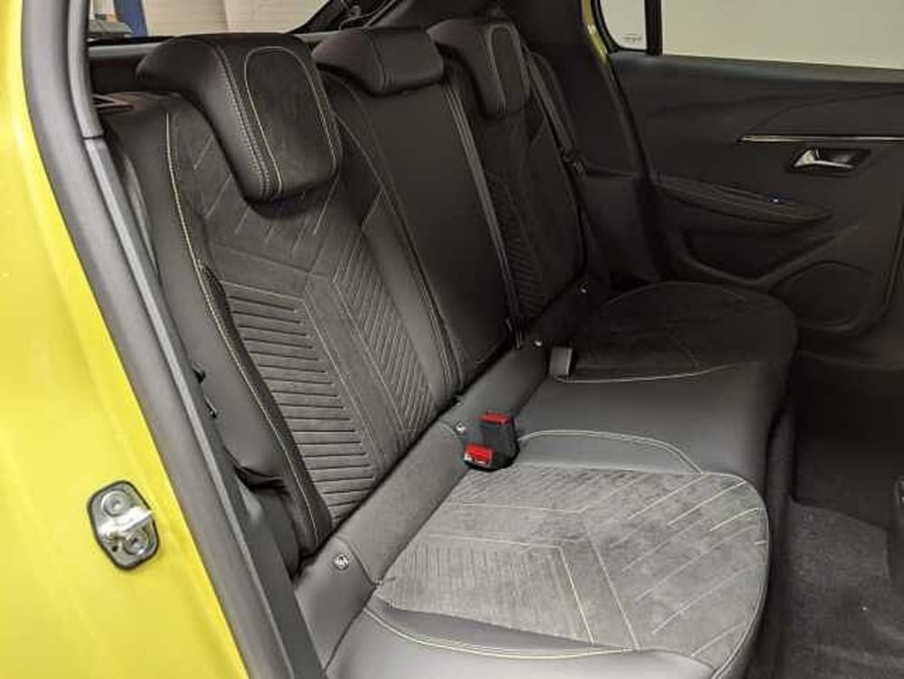 Peugeot 208 nuova a Teramo (14)