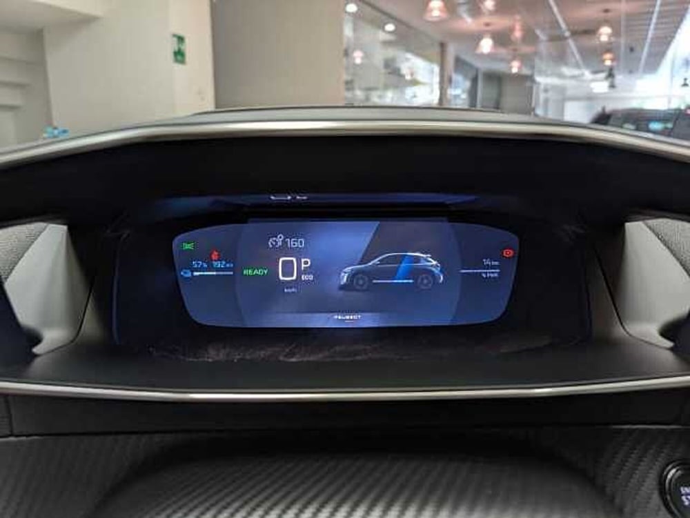 Peugeot 208 nuova a Teramo (18)