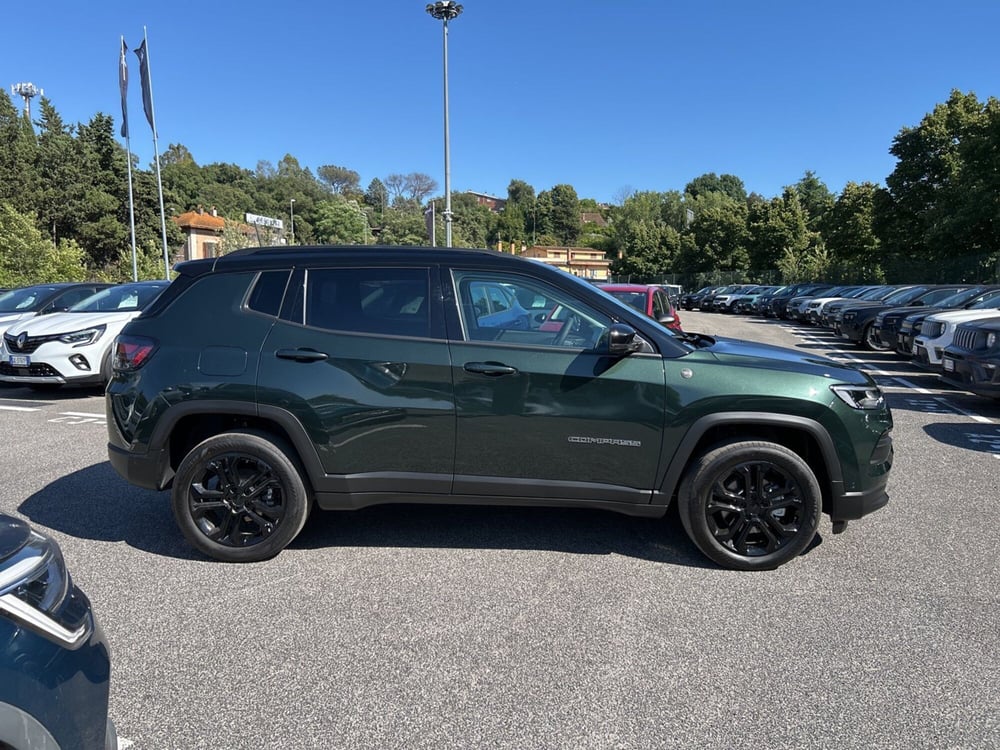 Jeep Compass nuova a Latina (8)