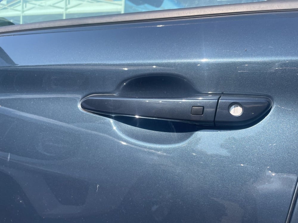 Hyundai Kona nuova a Roma (12)