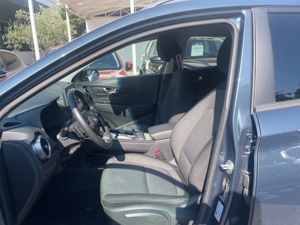 Hyundai Kona nuova a Roma (14)