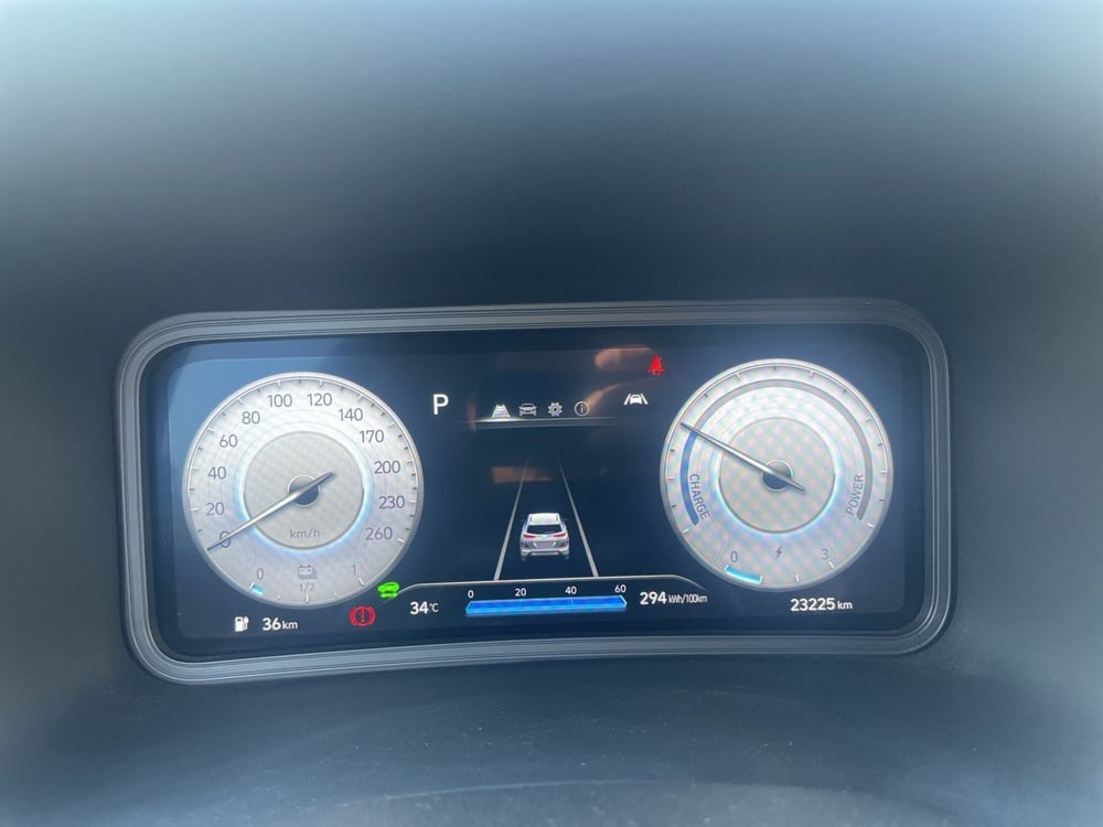 Hyundai Kona nuova a Roma (15)