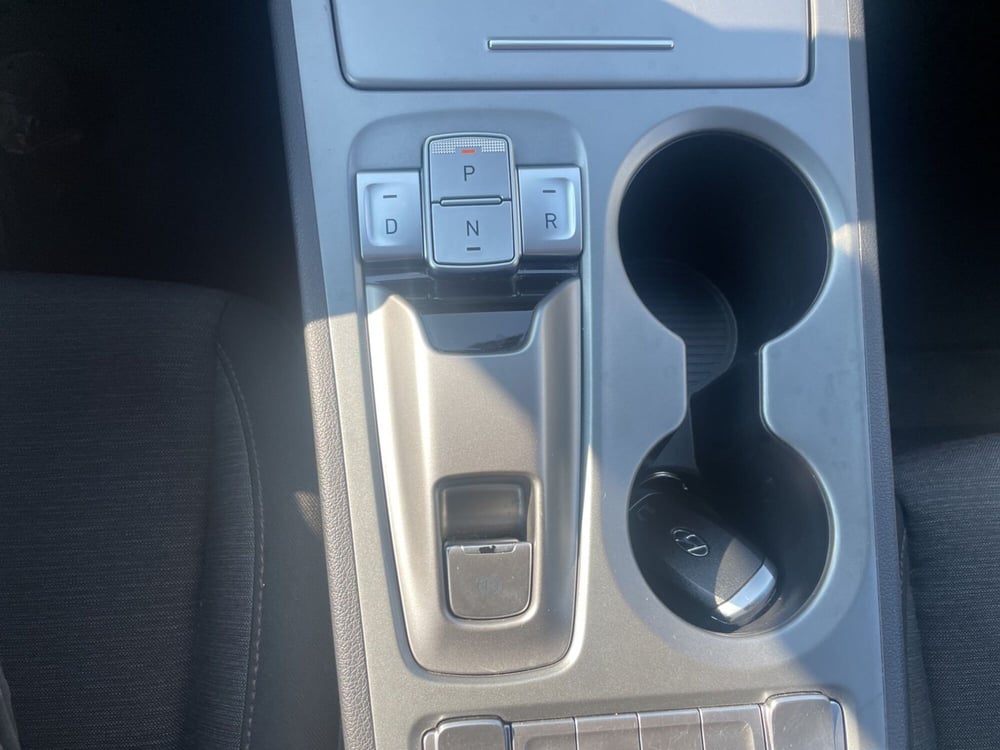 Hyundai Kona nuova a Roma (19)