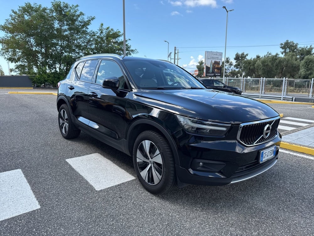 Volvo XC40 usata a Reggio Calabria (7)