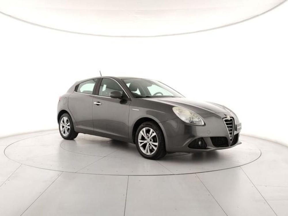 Alfa Romeo Giulietta usata a Modena (6)