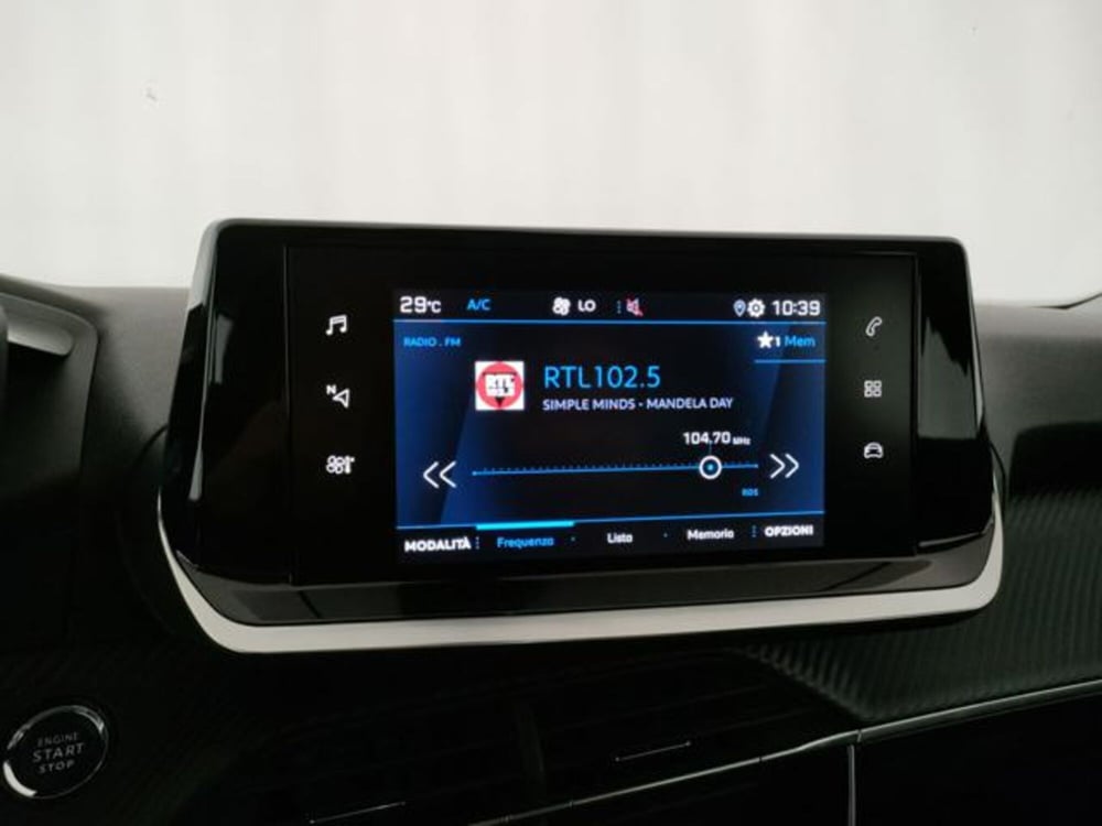 Peugeot 2008 usata a Modena (14)