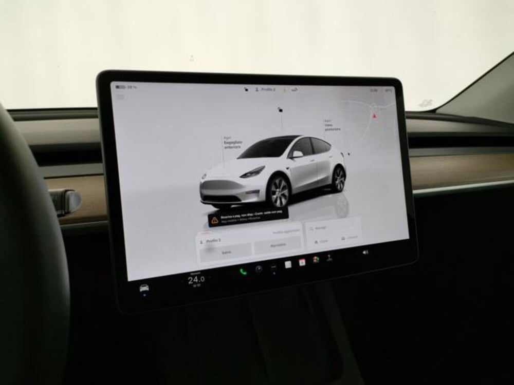 Tesla Model Y usata a Modena (15)
