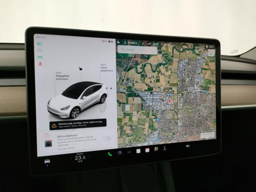 Tesla Model Y usata a Modena (17)