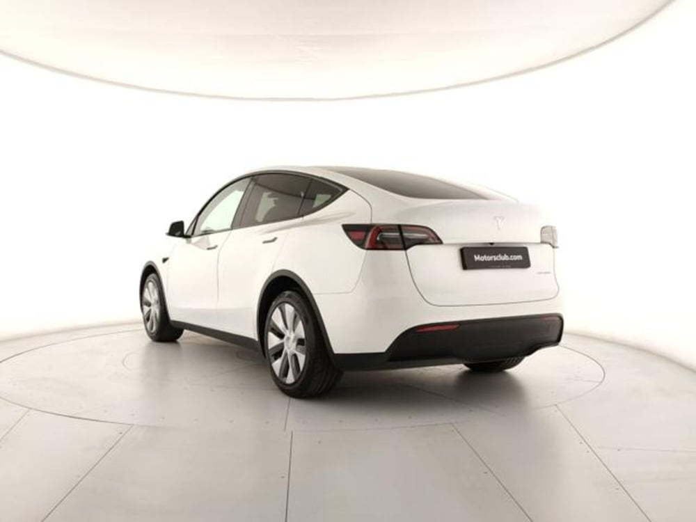 Tesla Model Y usata a Modena (3)