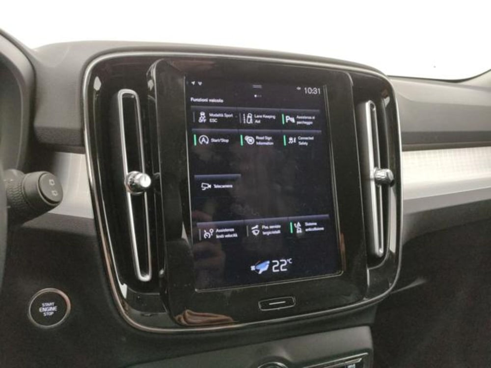 Volvo XC40 usata a Modena (16)