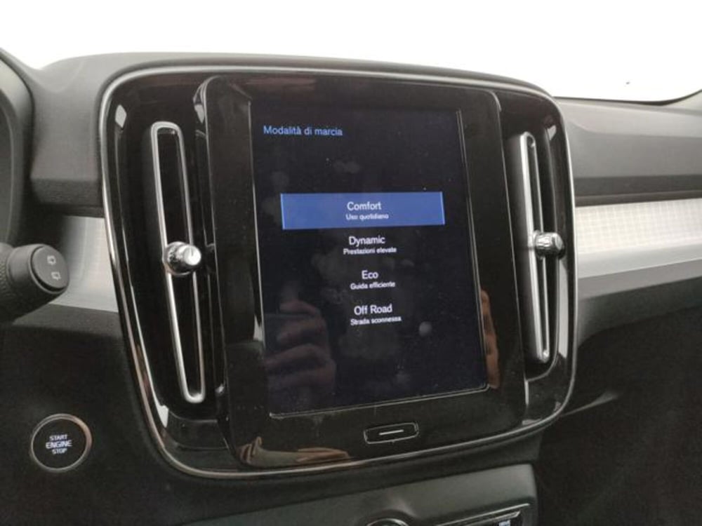 Volvo XC40 usata a Modena (18)