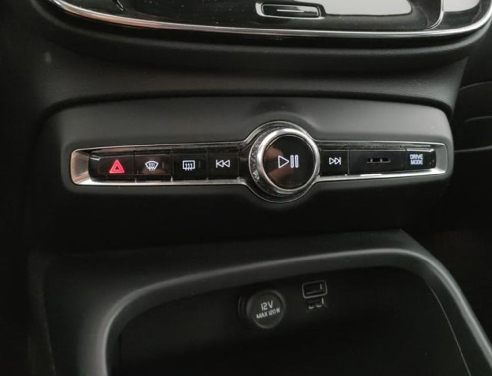 Volvo XC40 usata a Modena (20)