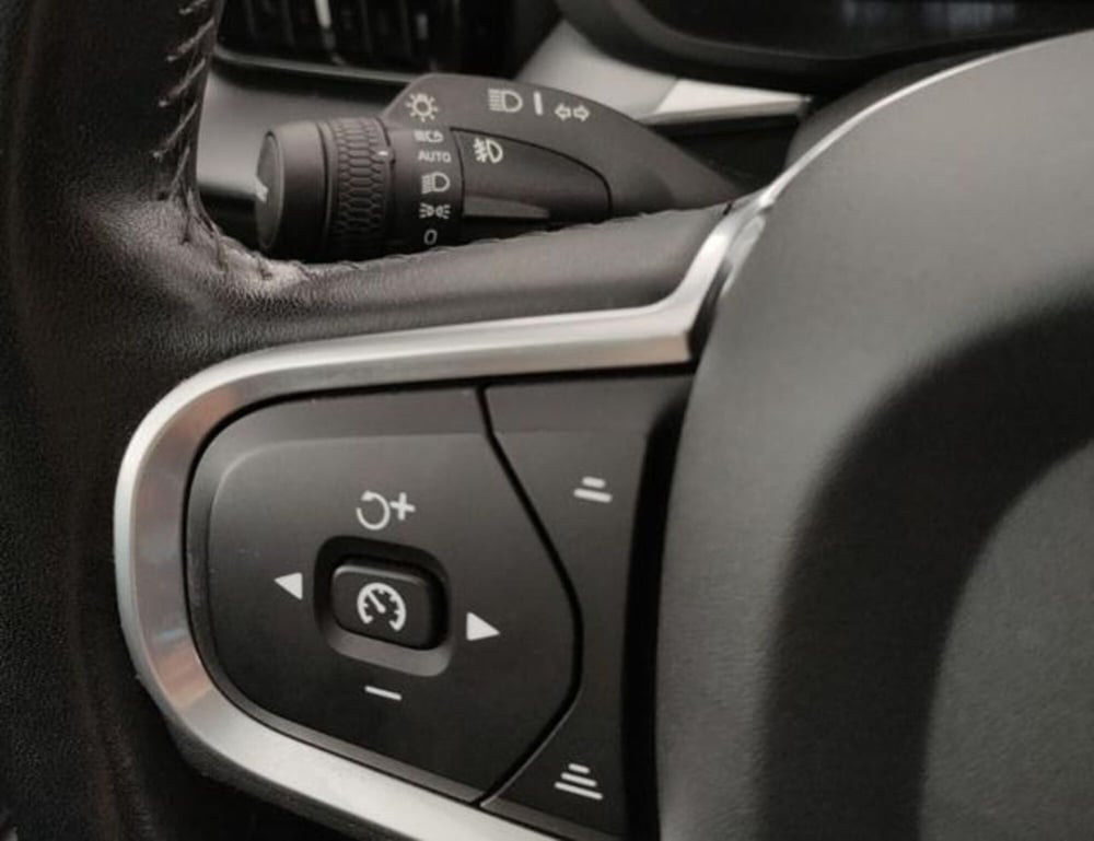Volvo XC60 usata a Modena (20)