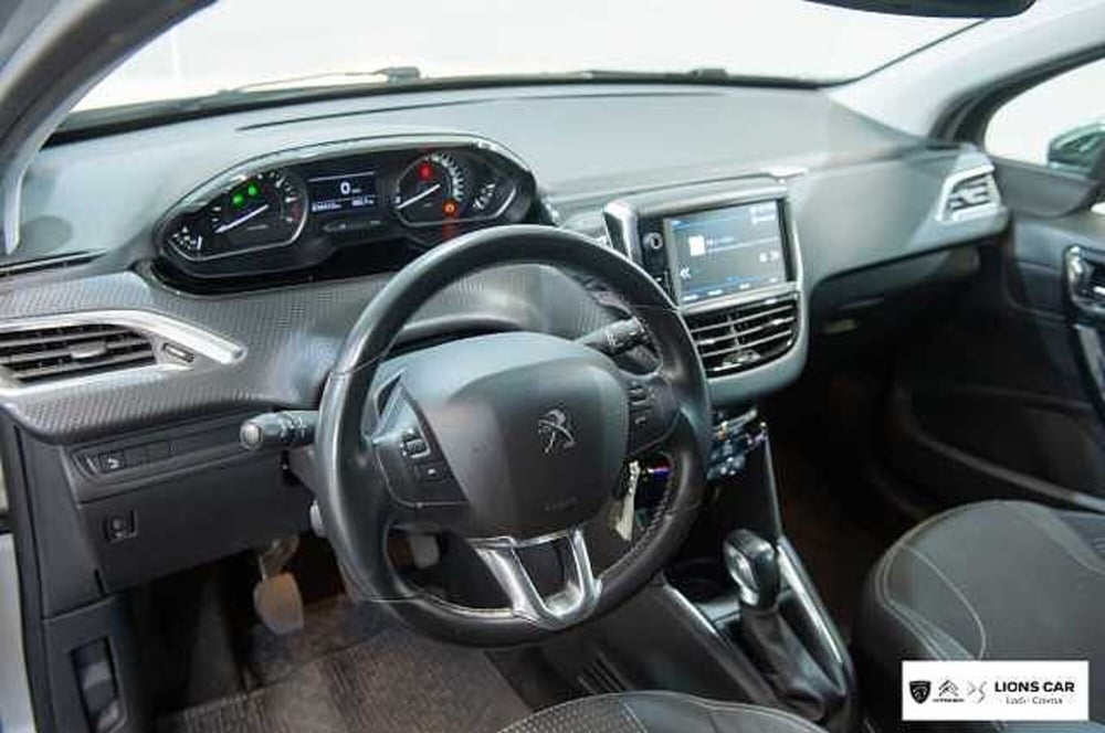 Peugeot 208 usata a Lodi (11)