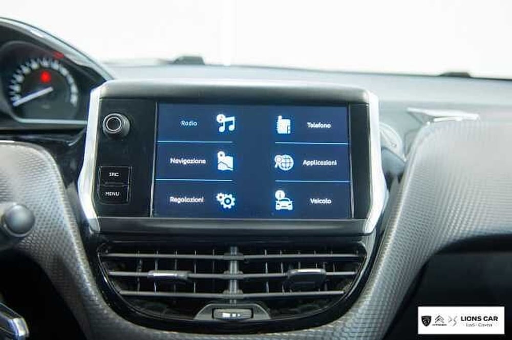 Peugeot 208 usata a Lodi (18)