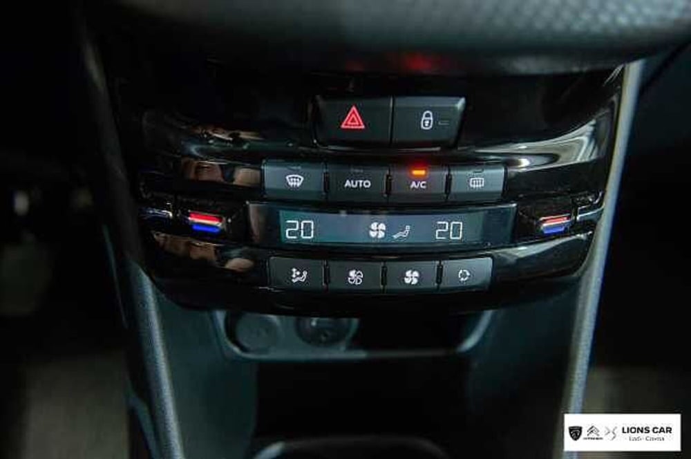 Peugeot 208 usata a Lodi (19)