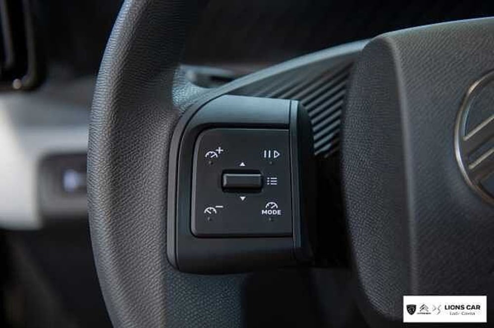 Citroen C3 Aircross nuova a Lodi (14)