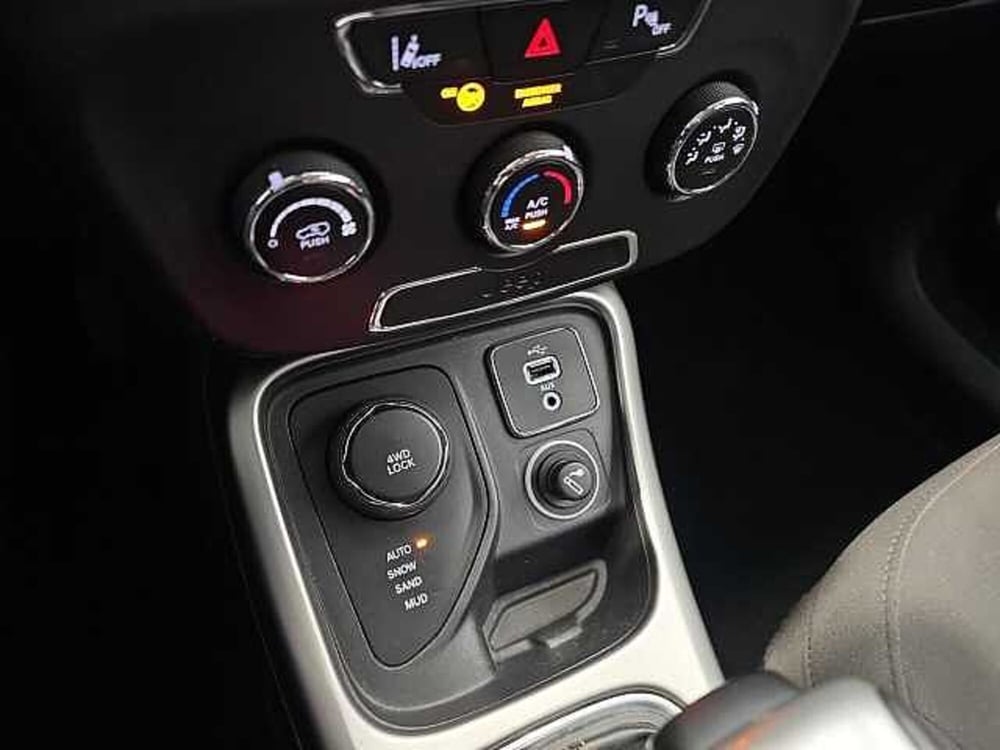 Jeep Compass usata a Lecco (16)