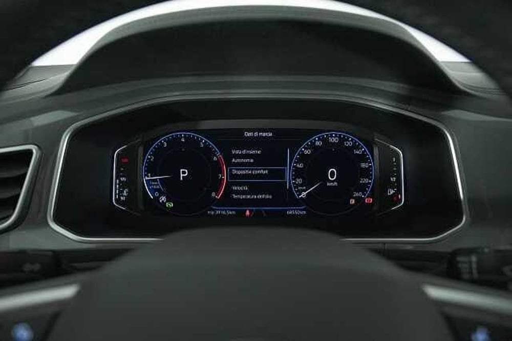 Volkswagen T-Roc usata a Como (18)