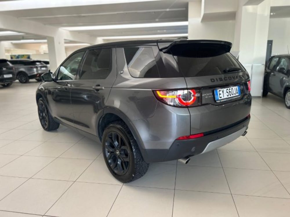 Land Rover Discovery Sport usata a Modena (5)