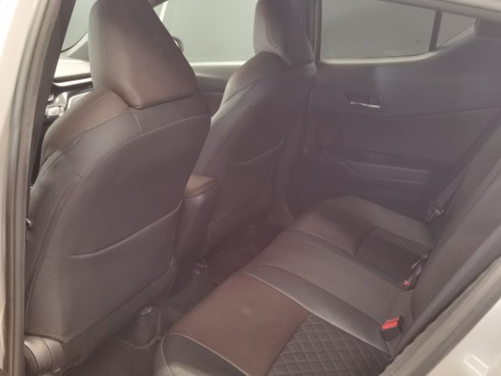 Toyota Toyota C-HR usata a Modena (13)