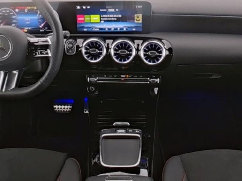 Mercedes-Benz Classe A usata a Milano (4)