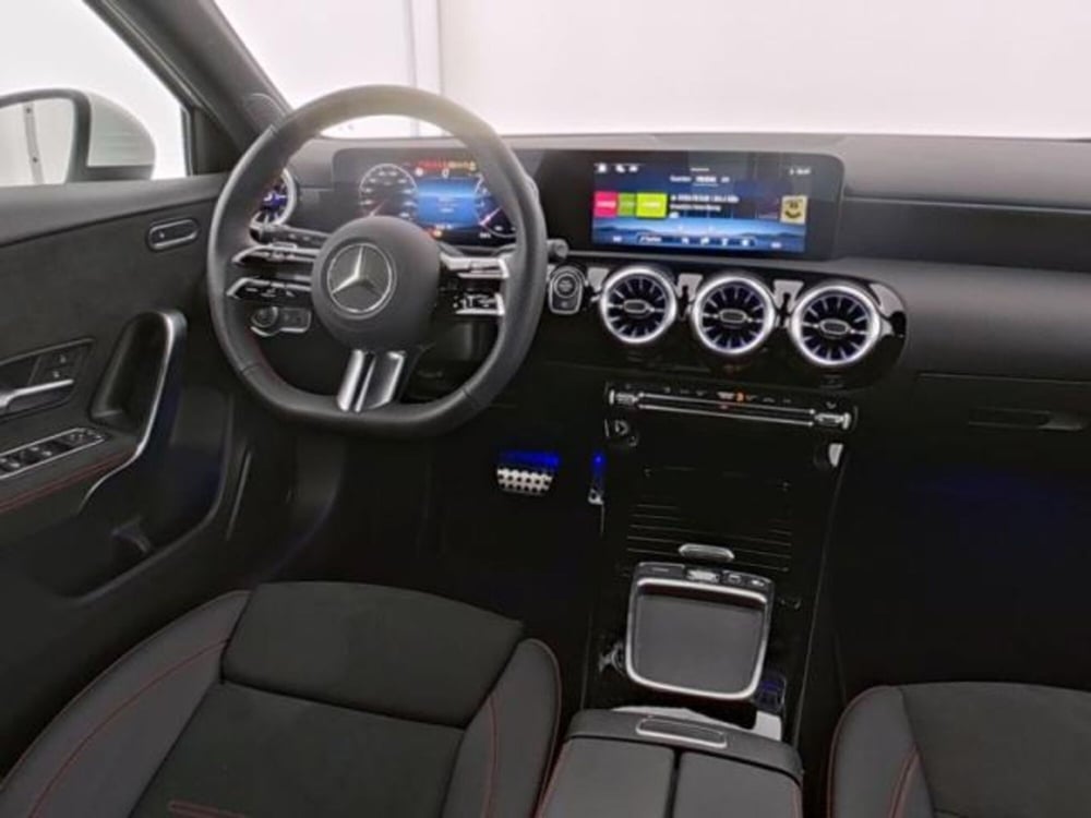 Mercedes-Benz Classe A usata a Milano (5)