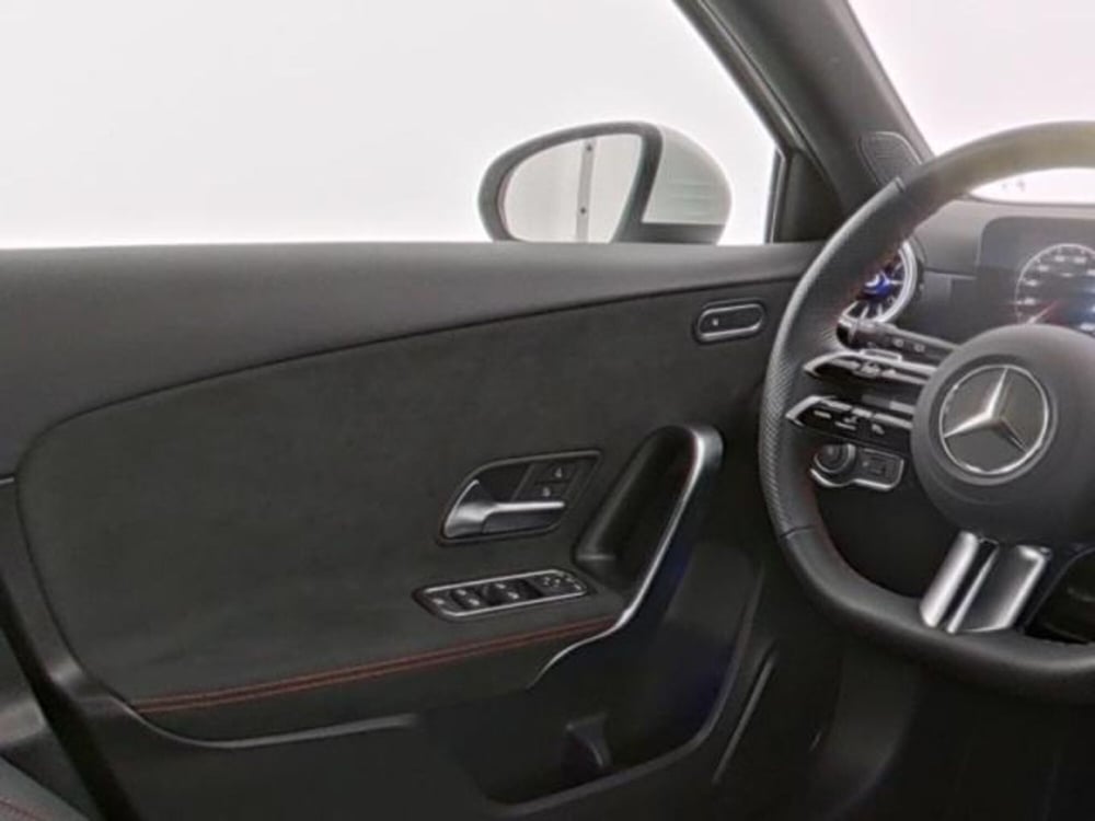Mercedes-Benz Classe A usata a Milano (6)