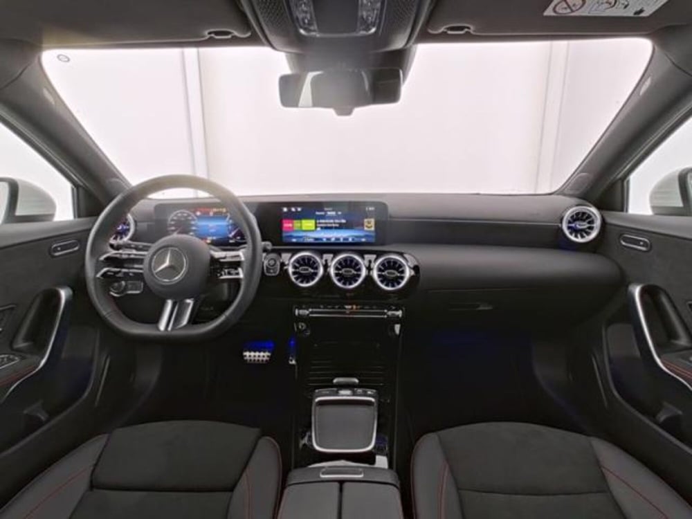 Mercedes-Benz Classe A usata a Milano (7)