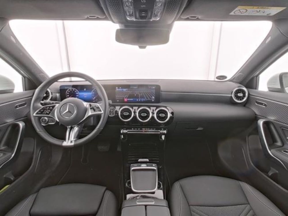 Mercedes-Benz Classe A usata a Milano (8)