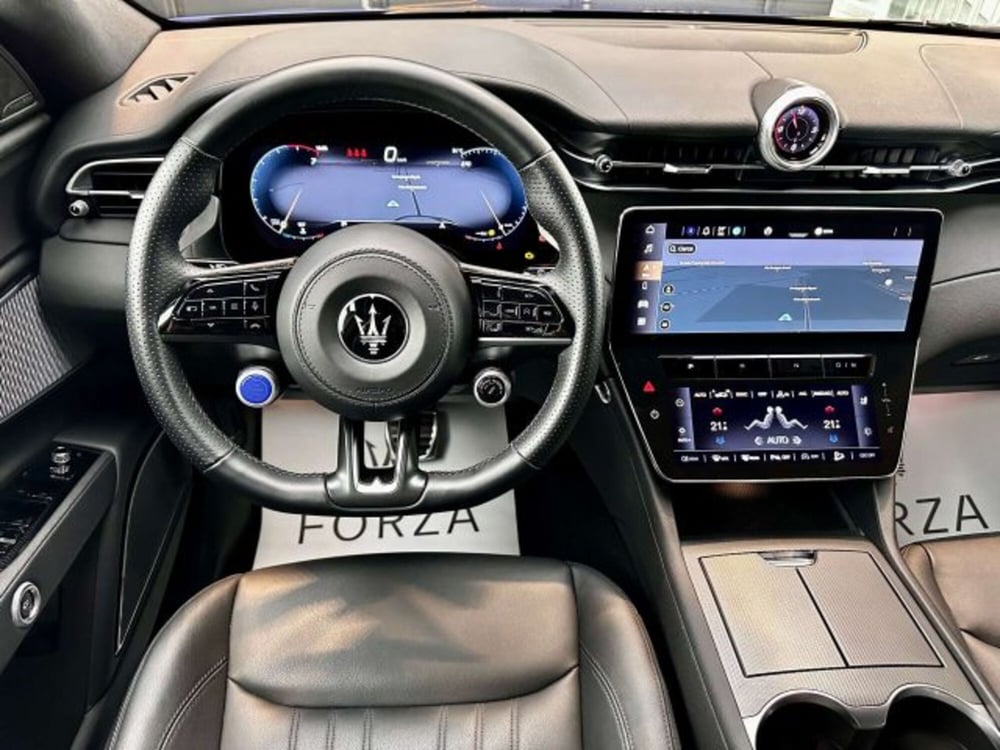 Maserati Grecale usata a Torino (14)