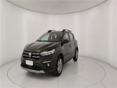 Dacia Sandero Stepway 1.0 TCe 100 CV ECO-G Comfort del 2022 usata a Bari