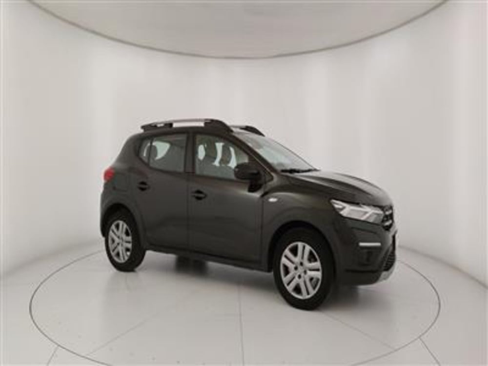 Dacia Sandero usata a Bari (10)