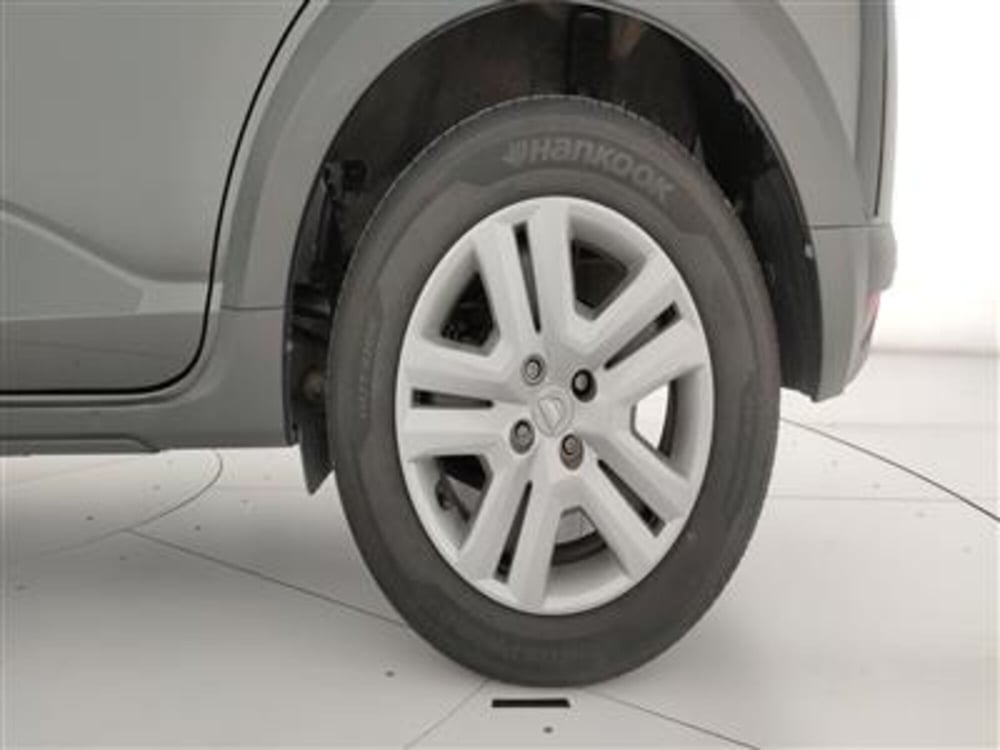 Dacia Sandero usata a Bari (12)