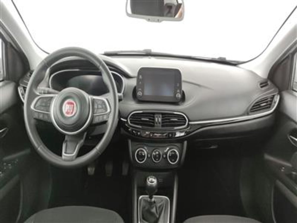 Fiat Tipo Station Wagon usata a Bari (15)