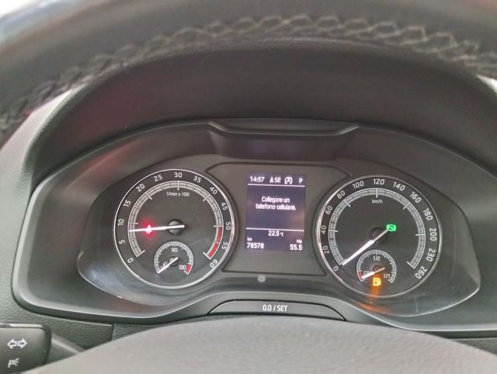 Skoda Karoq usata a Como (12)
