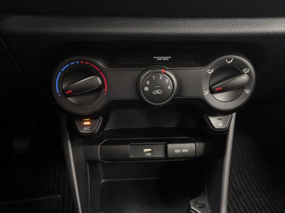Kia Picanto usata a Como (13)
