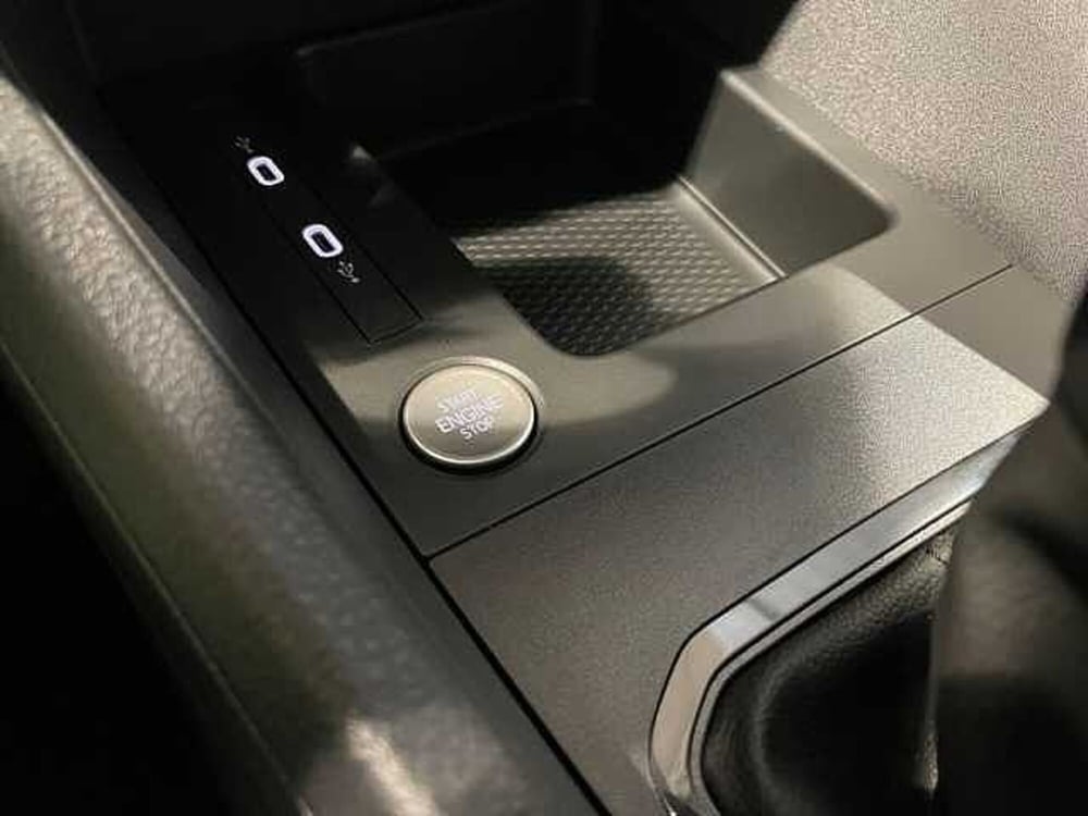 Volkswagen Veicoli Commerciali Caddy nuova a Ravenna (15)