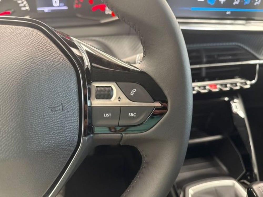 Peugeot 208 nuova a Ancona (20)