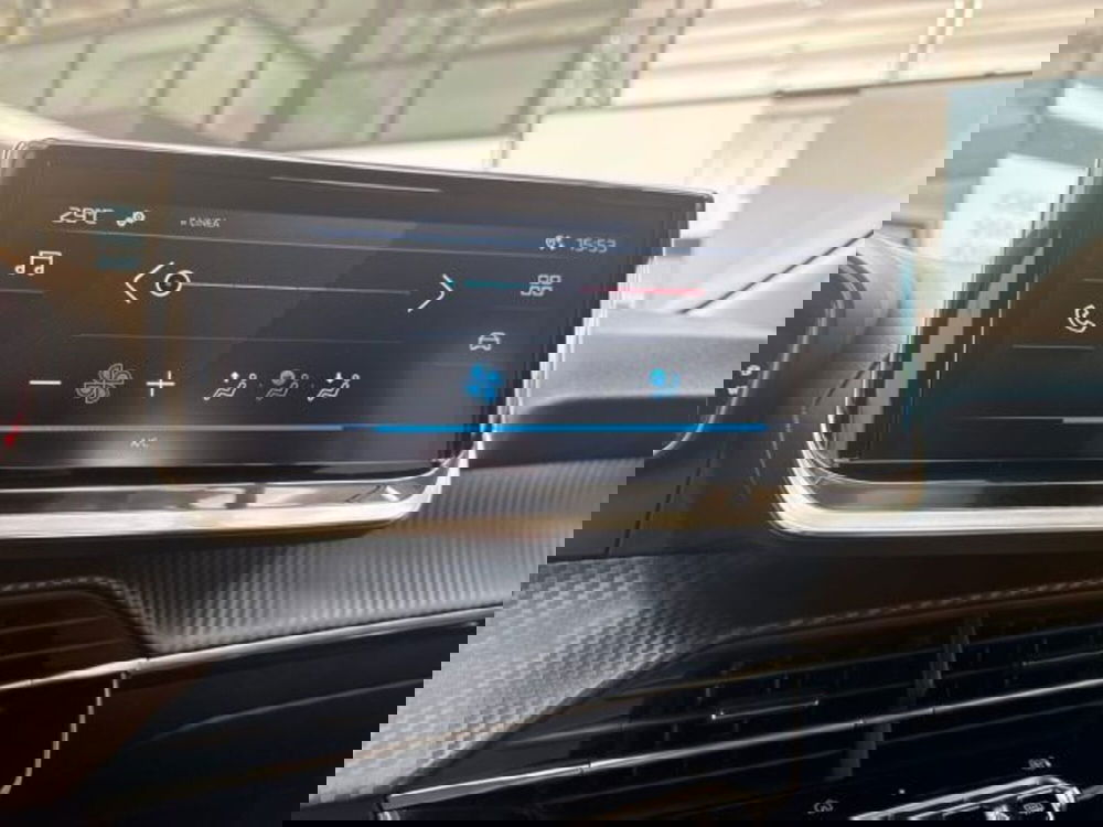 Peugeot 208 nuova a Ancona (19)