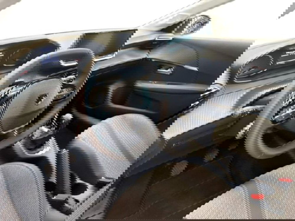 Peugeot 208 nuova a Ancona (9)
