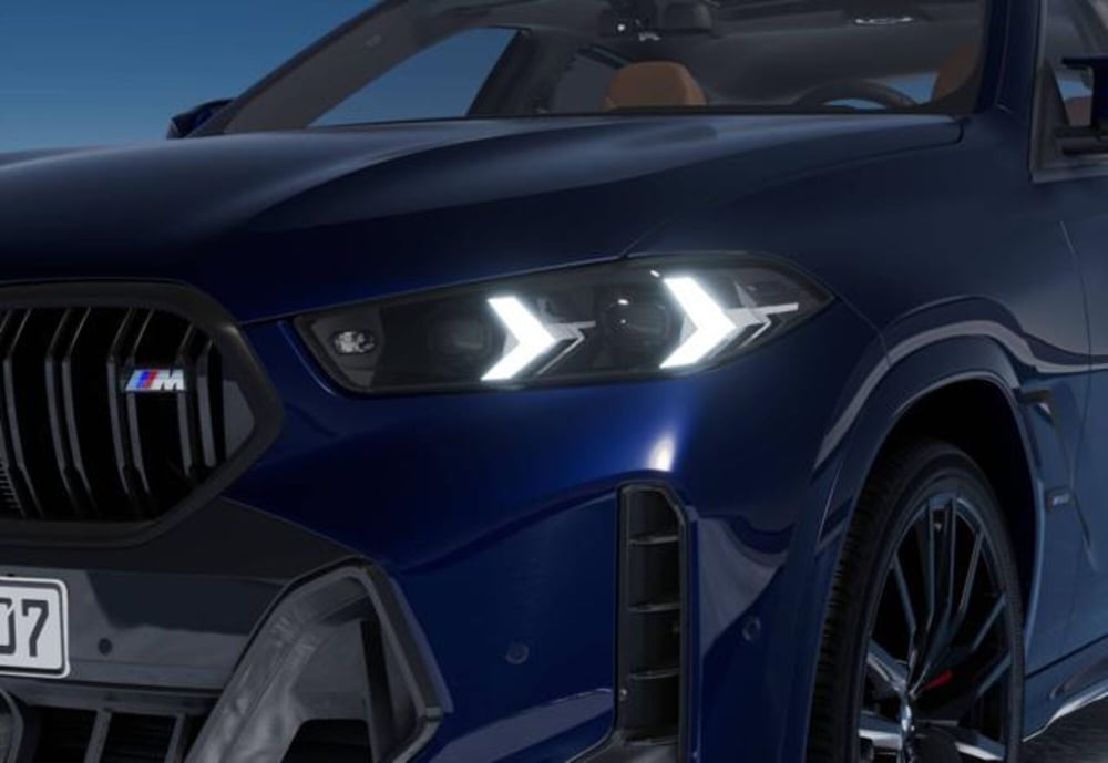 BMW X6 nuova a Modena (7)